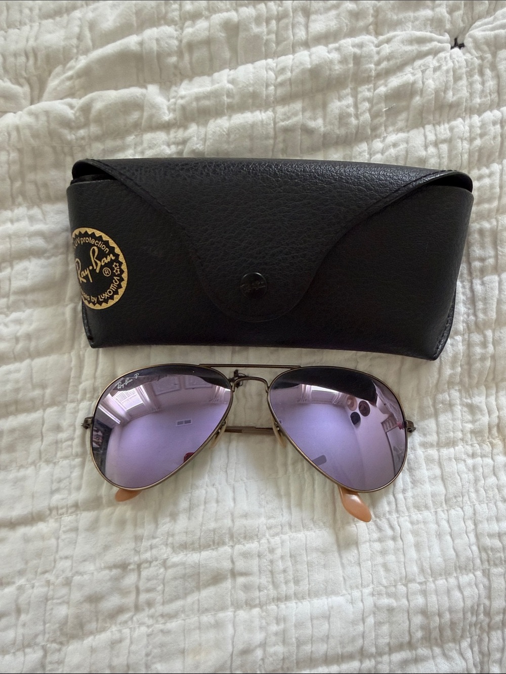 Ray-Ban Aviator Sunglasses with Purple Lenses and Gold Frame